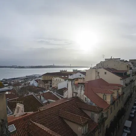 شقة Breathtaking River View In Alfama *