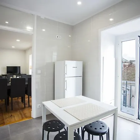 Breathtaking River View In Alfama Apartment *