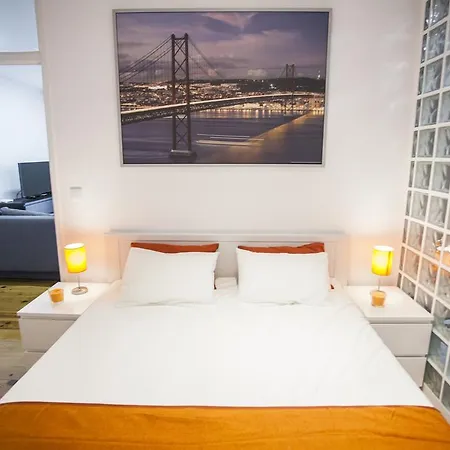 Breathtaking River View In Alfama Apartment Lissabon